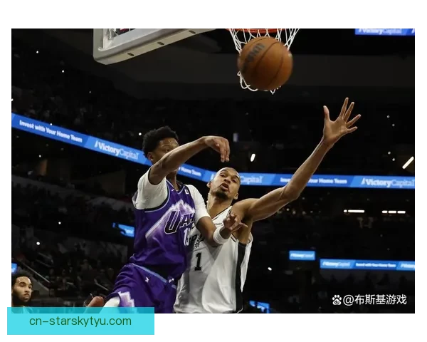 文班33分10篮板7助攻三分创新高 马刺轻取爵士