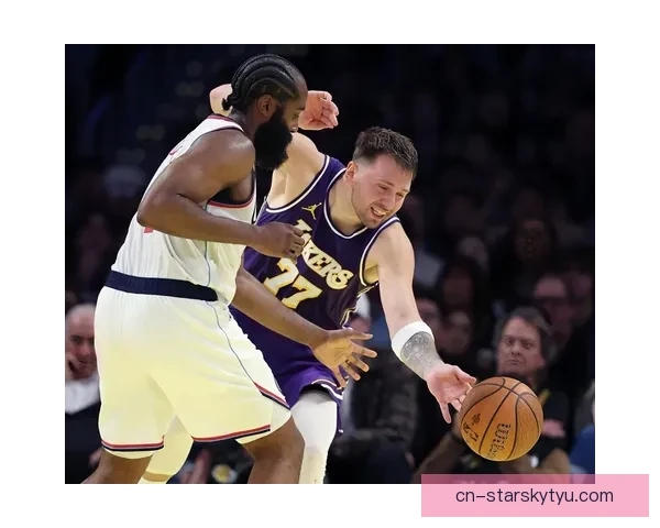 东契奇38三双纪录詹姆斯致敬