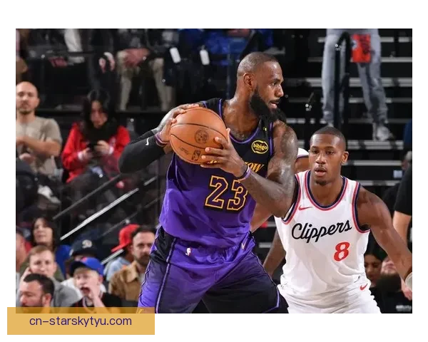 东詹55分难救湖人负快船德比