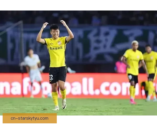 海港1168万签国足新星成标王